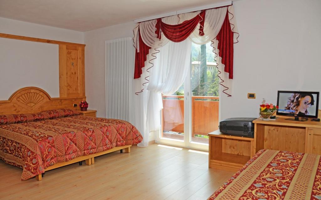 Hotel La Roccia Passo del Tonale Oda fotoğraf