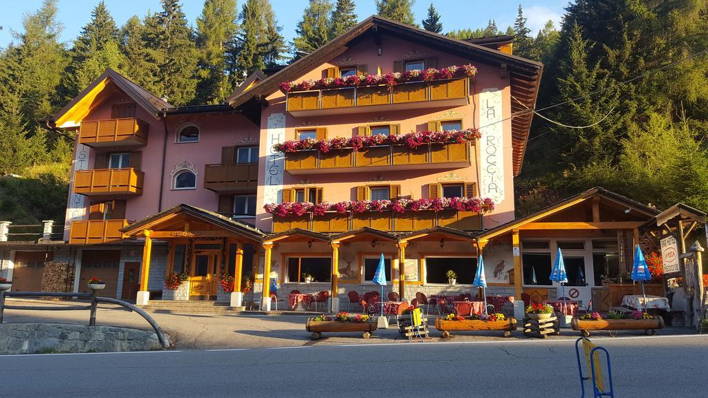 Hotel La Roccia Passo del Tonale Dış mekan fotoğraf