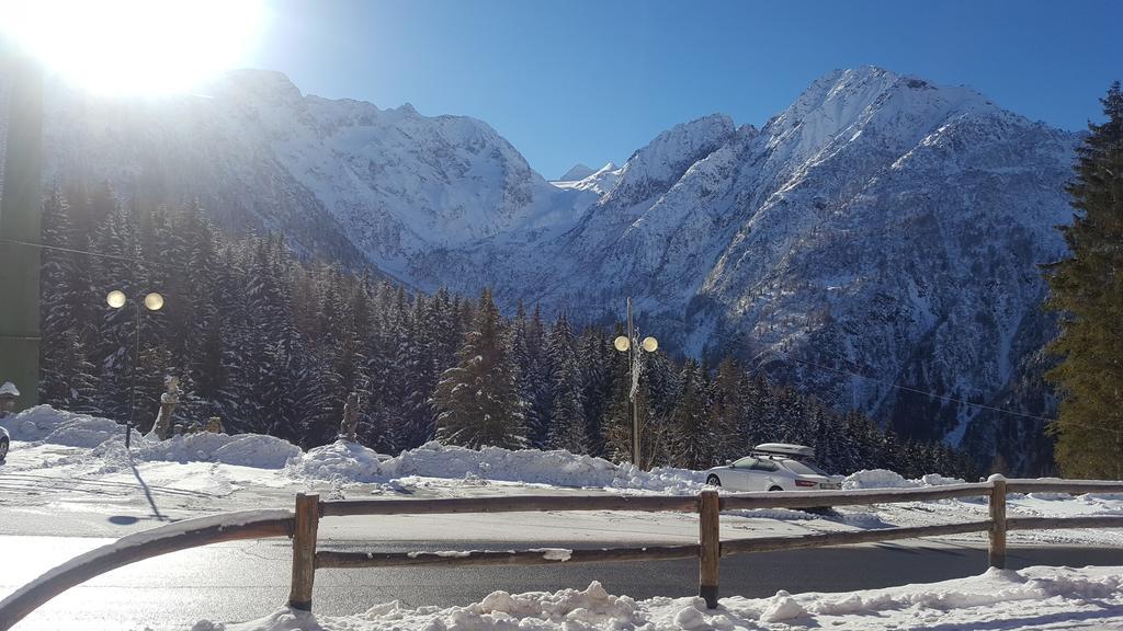 Hotel La Roccia Passo del Tonale Dış mekan fotoğraf