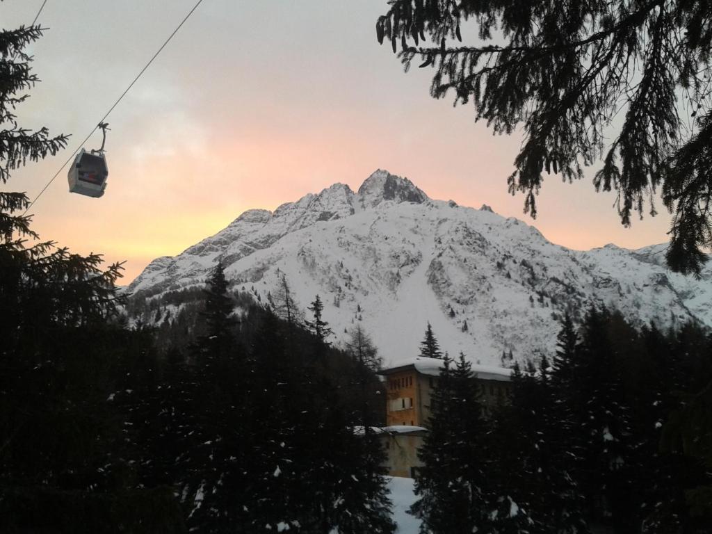 Hotel La Roccia Passo del Tonale Dış mekan fotoğraf